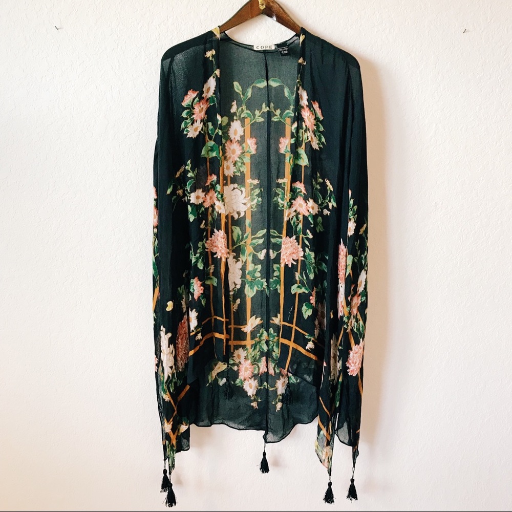 Urban Outfitters Cope Kimono Shawl Wrap
